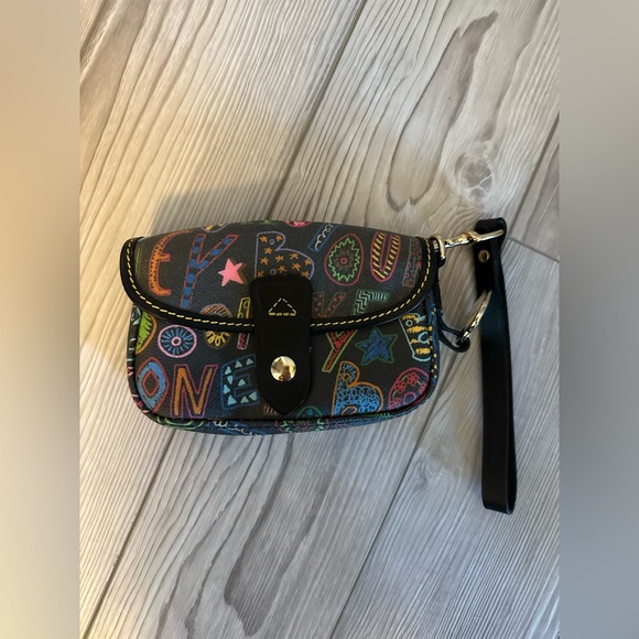 Dooney & Bourke Handbags - Vintage Dooney & Bourke wristlet